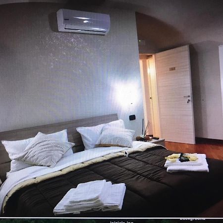 נאפולי Montesantogroup Apartments חדר תמונה
